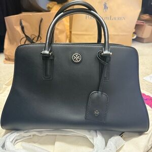 Brand New WO Tag Tory Burch Robinson Satchel Black Curved Shoulder Bag